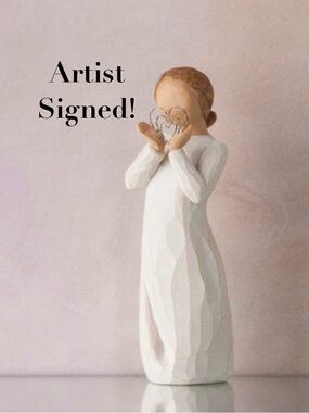 Willow Tree Lots of Love Figure signed by Susan Lordi